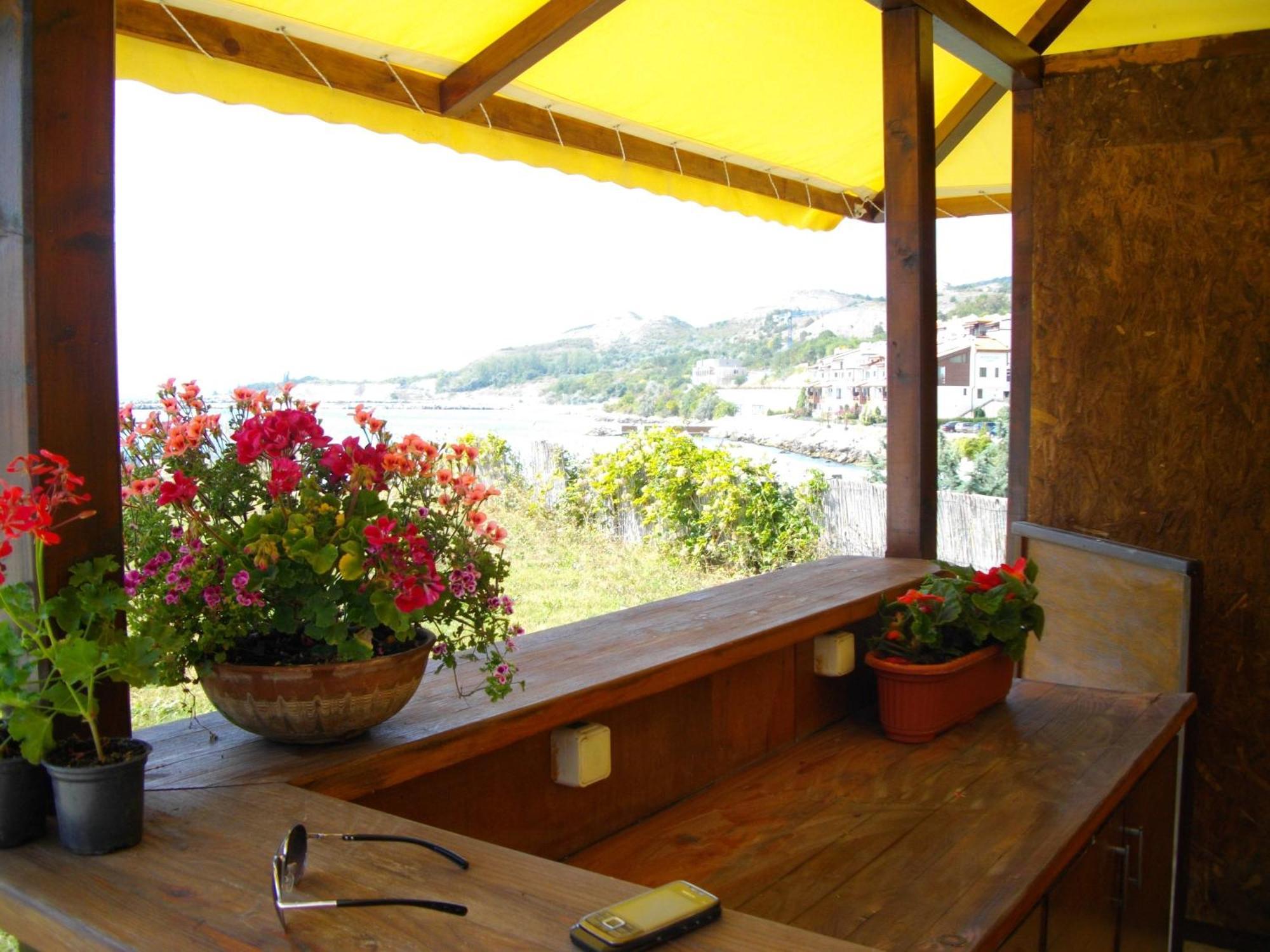 Sunshine Pearl Family Hotel Cavarna Exterior foto