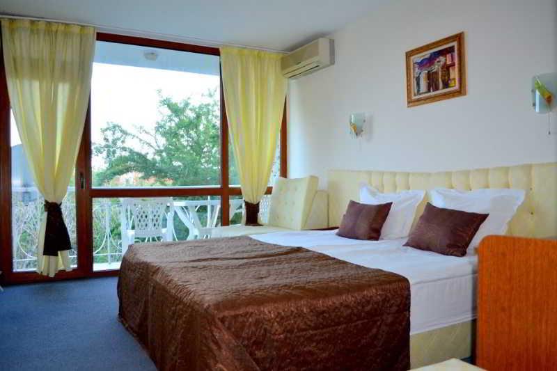 Sunshine Pearl Family Hotel Cavarna Exterior foto
