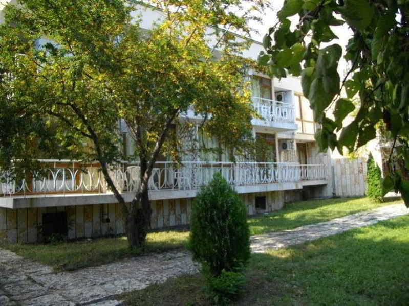 Sunshine Pearl Family Hotel Cavarna Exterior foto
